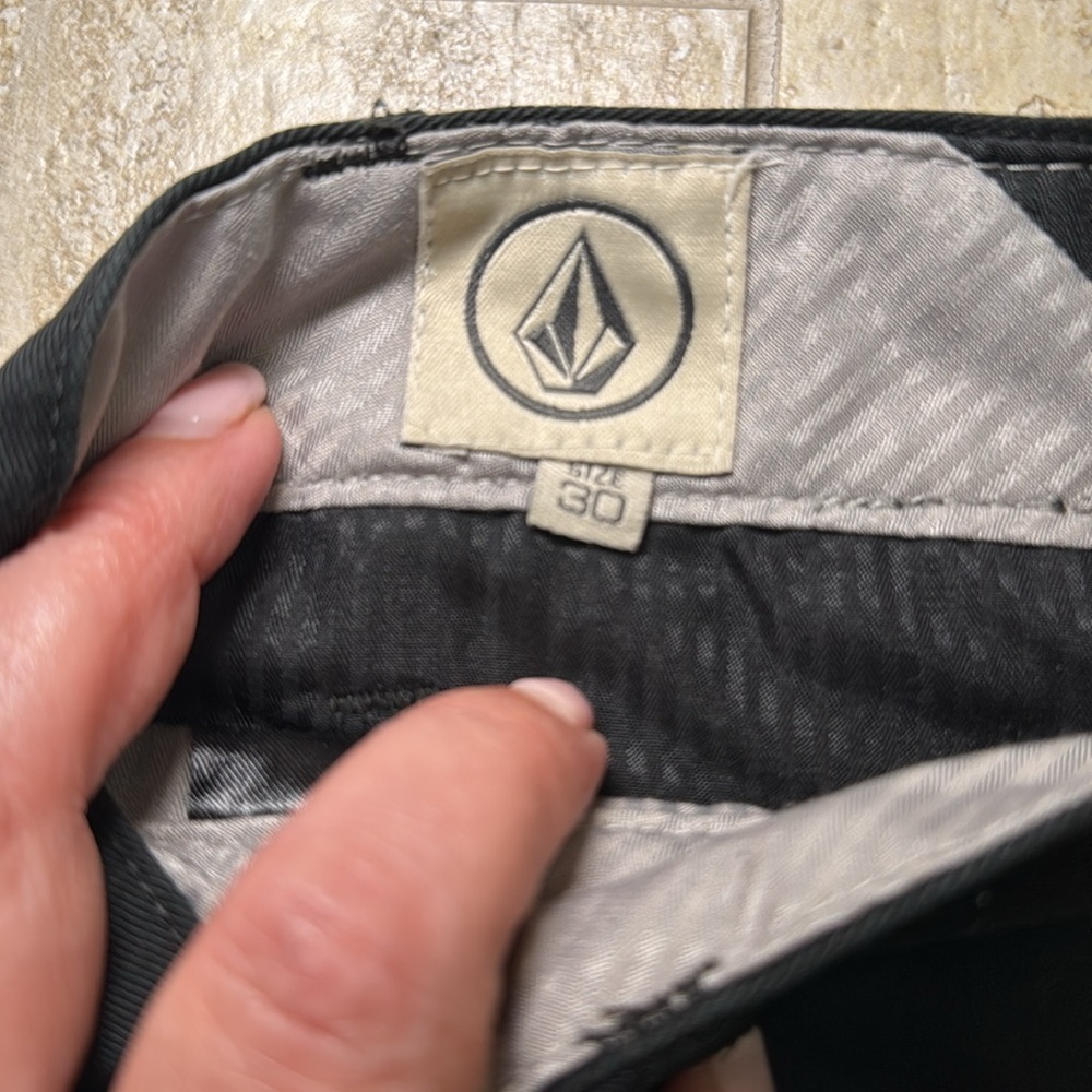 Volcom Mens Frickin Chino Shorts Black REPREVE Recycled Polyester Size 30 M29 - Picture 4 of 7